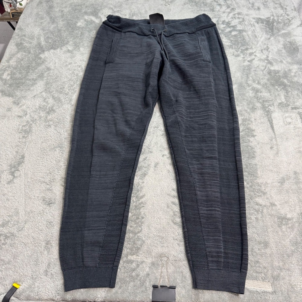 Nike Tech Knit Jogger Pants Womens Small Grey Tapered Sweatpants 728681-010